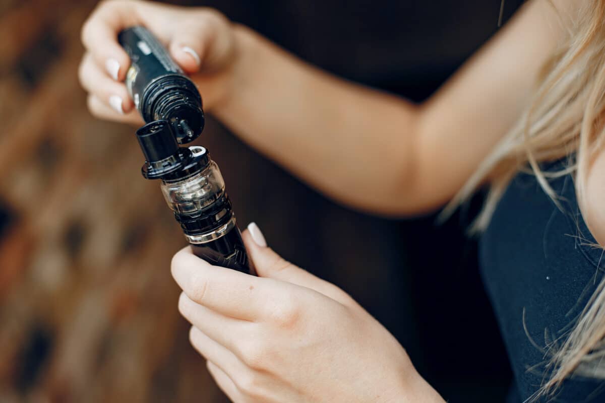 Comment nettoyer une cigarette électronique ?