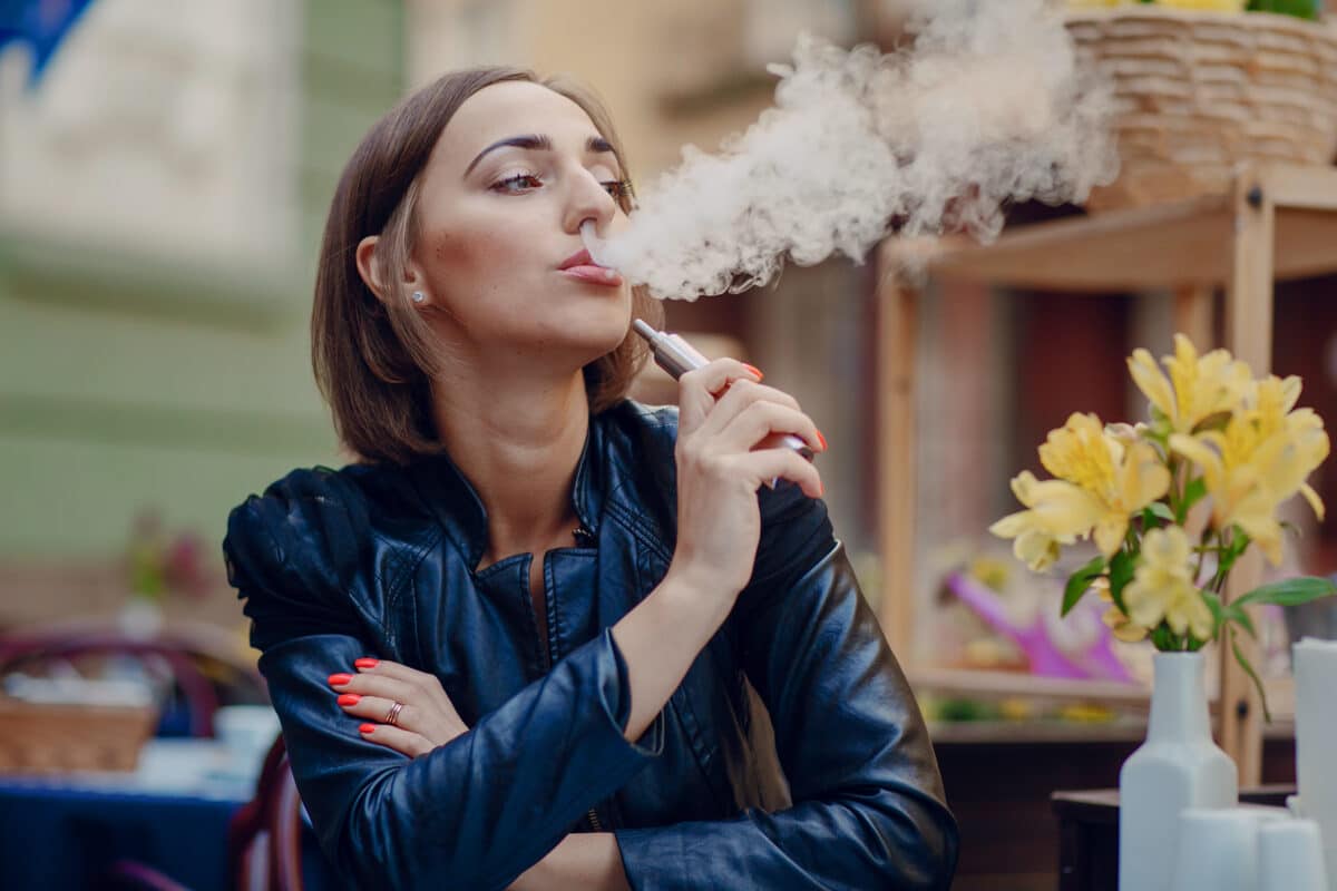 Les cigarettes électroniques jetables « Puffs » bientôt proscrites à la vente