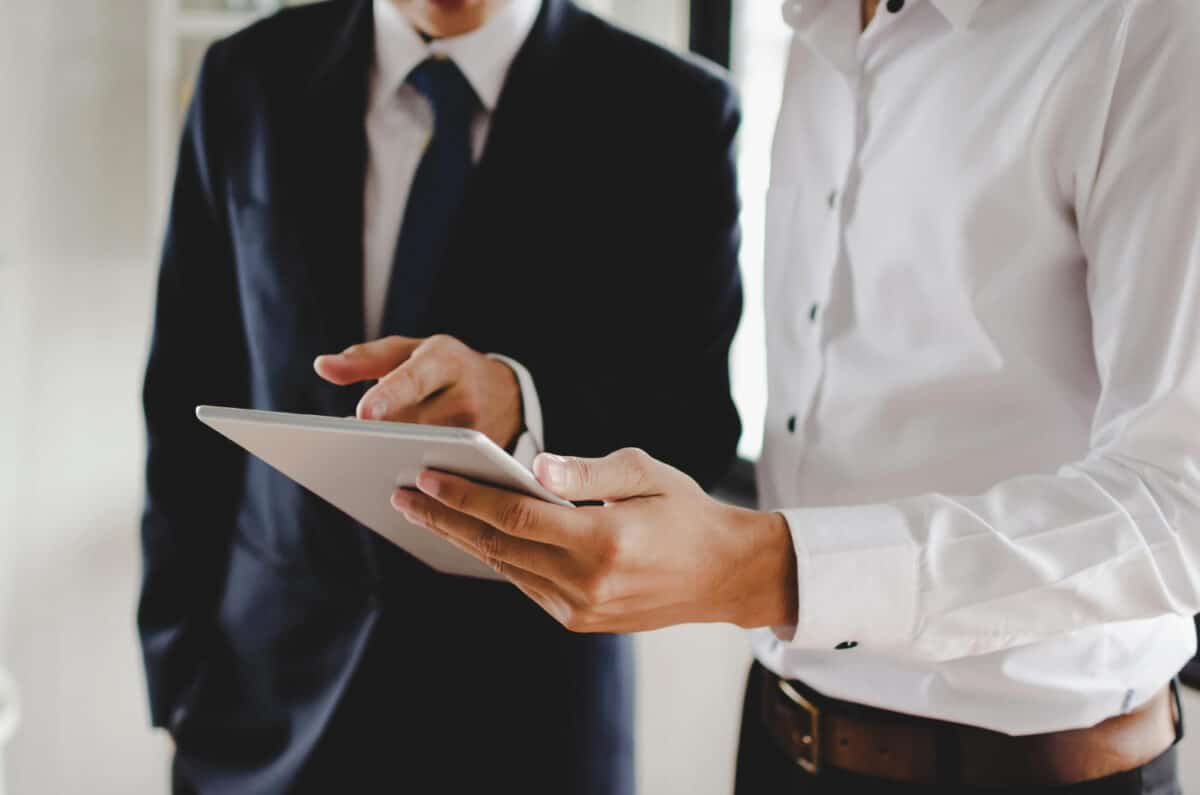 Les annonces légales décryptées : guide pratique pour les entrepreneurs modernes